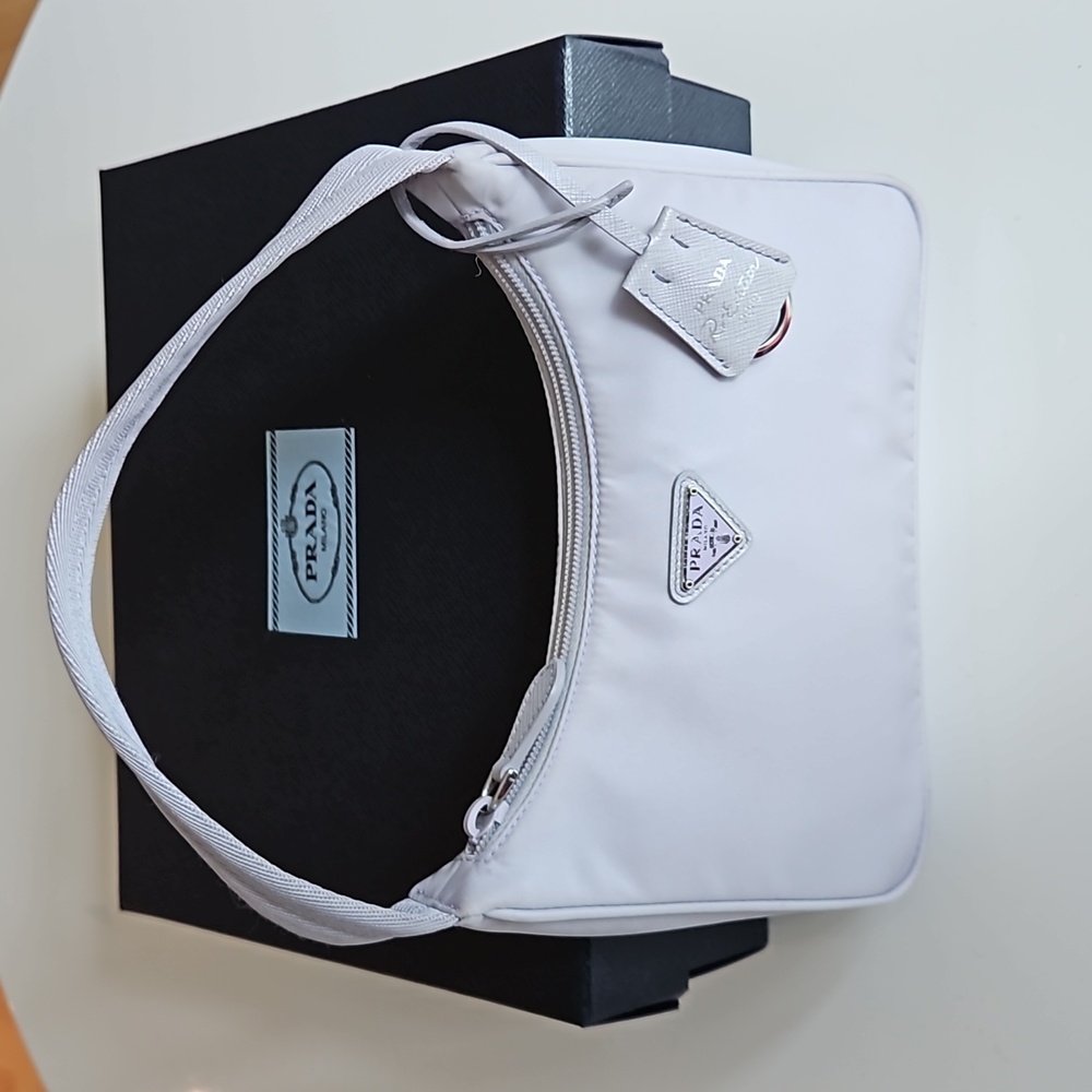 Prada Re-Nylon Re-Edition 2000 mini-bag in Wisteria